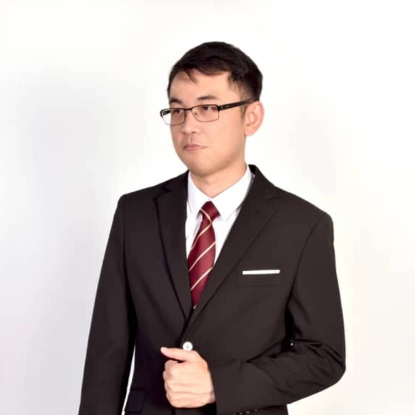 Justin Lee
