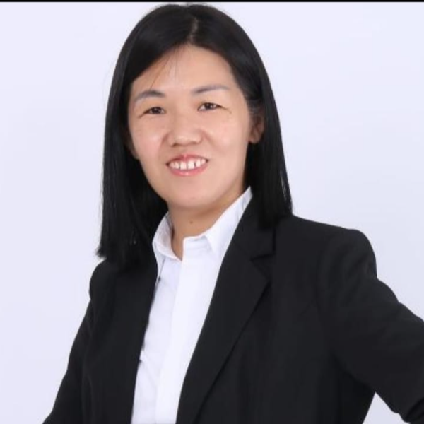 Evelyn Lim