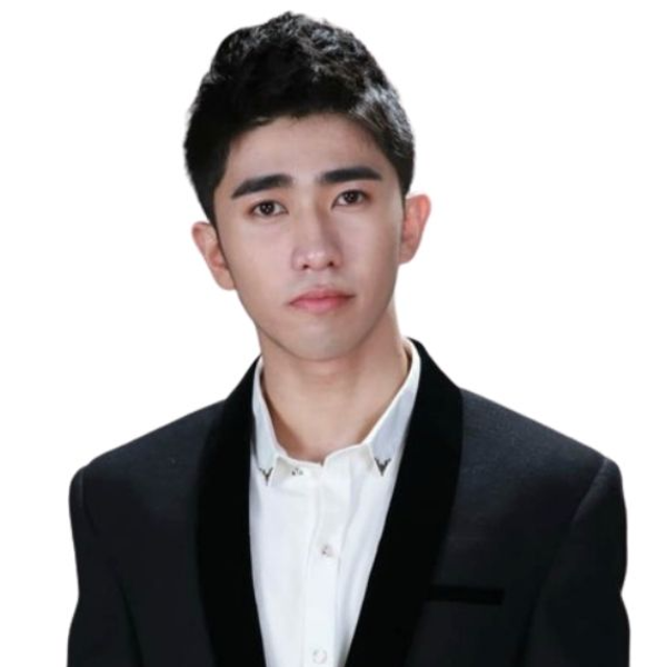 Cy Yong