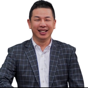 Alex Mah