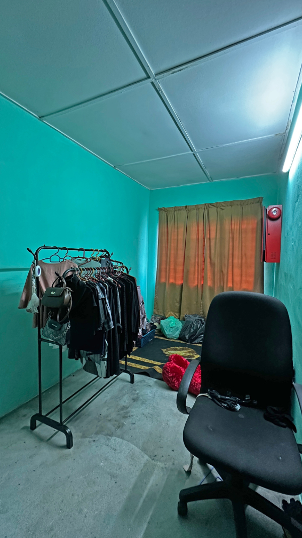 No Image
