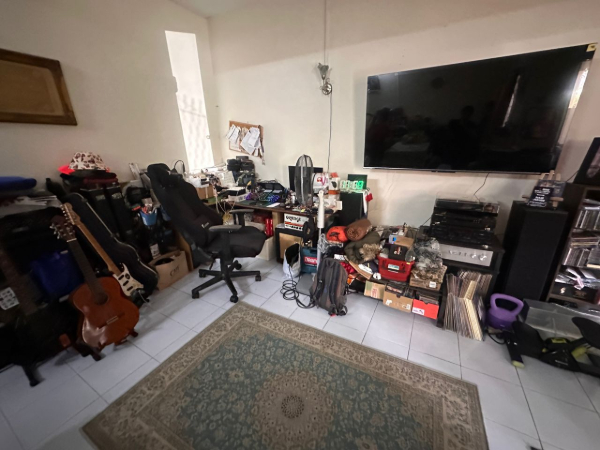 No Image