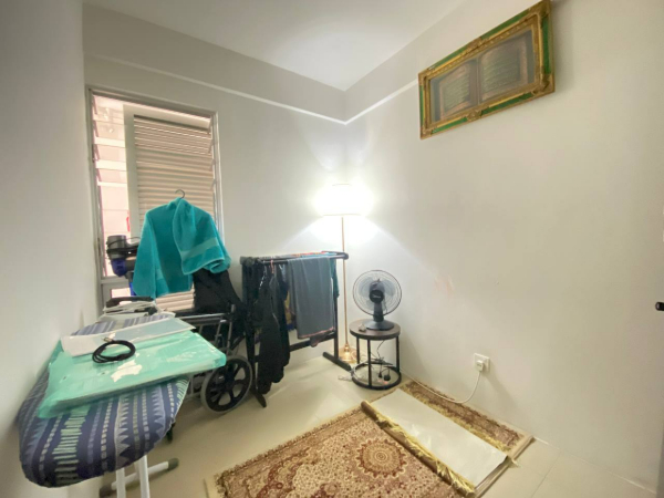 No Image