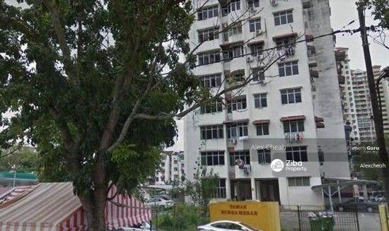 Taman Bunga Merah