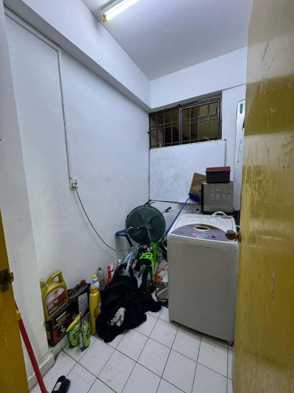 No Image