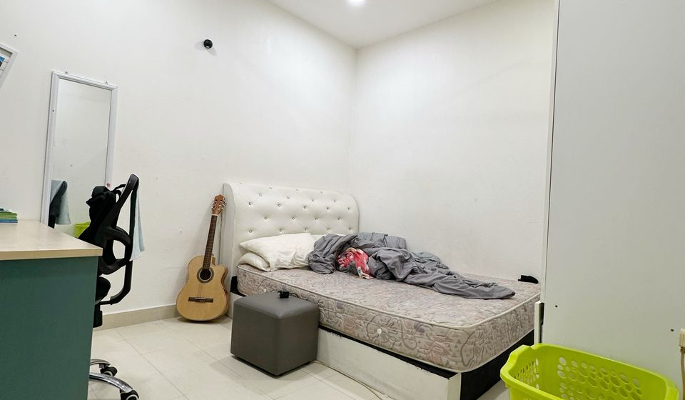 No Image