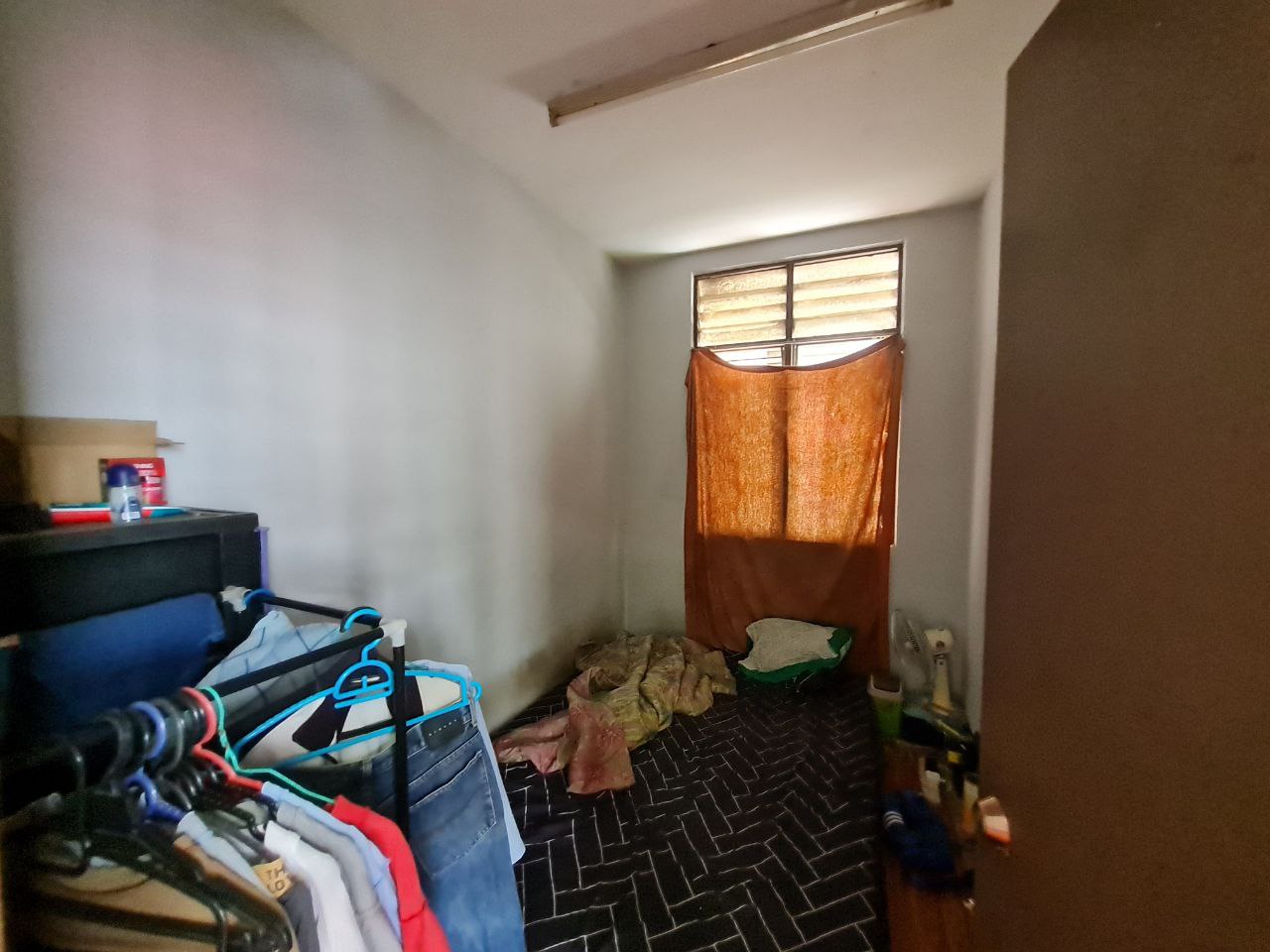 No Image