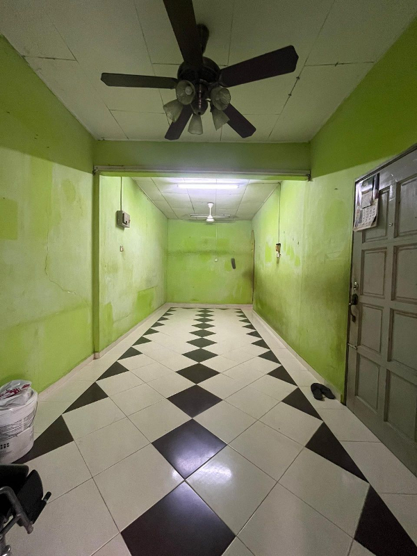 No Image