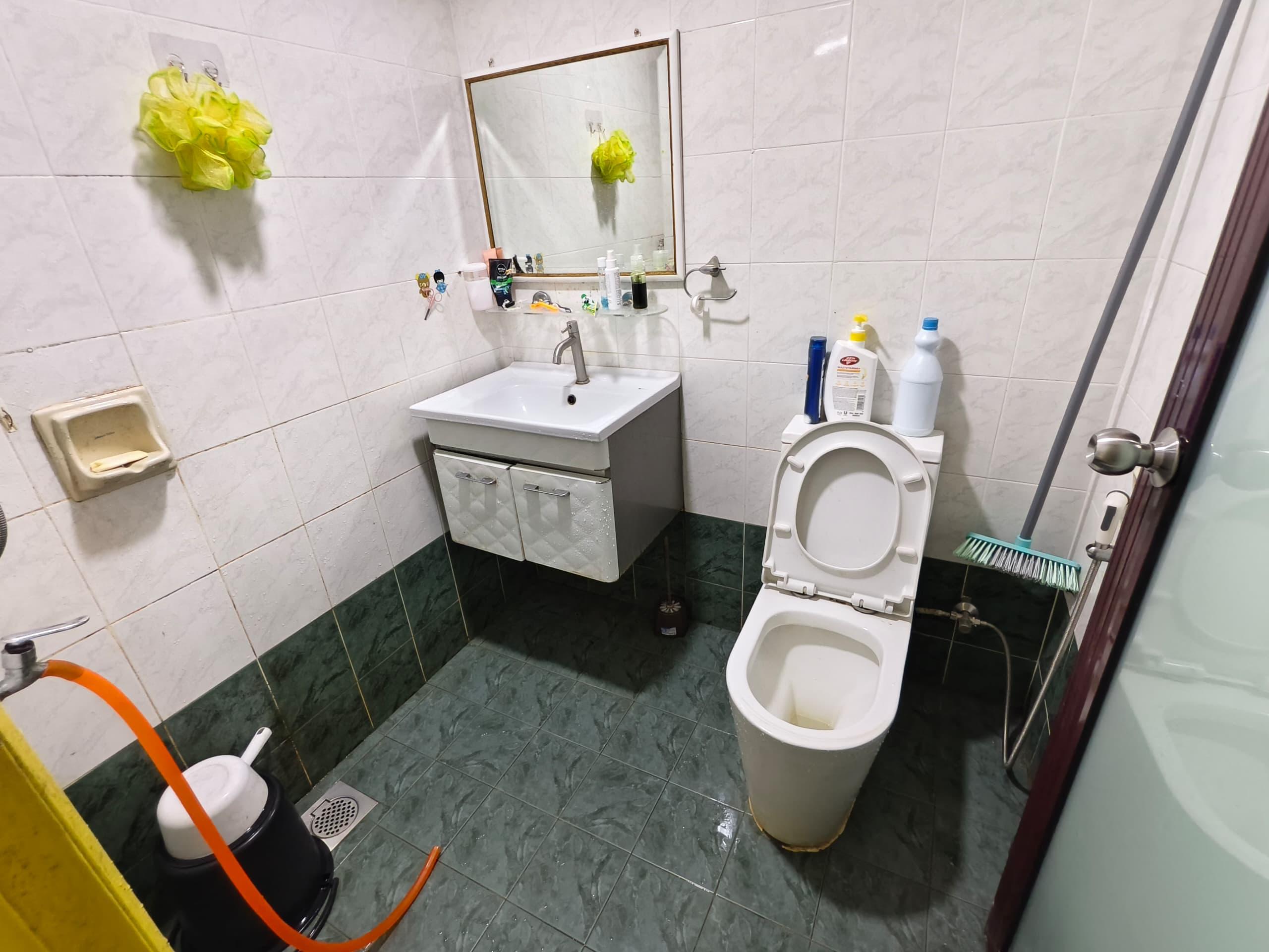 No Image