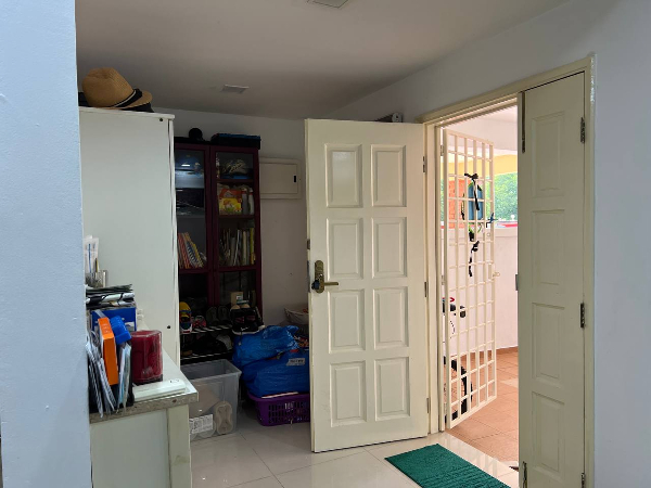 No Image