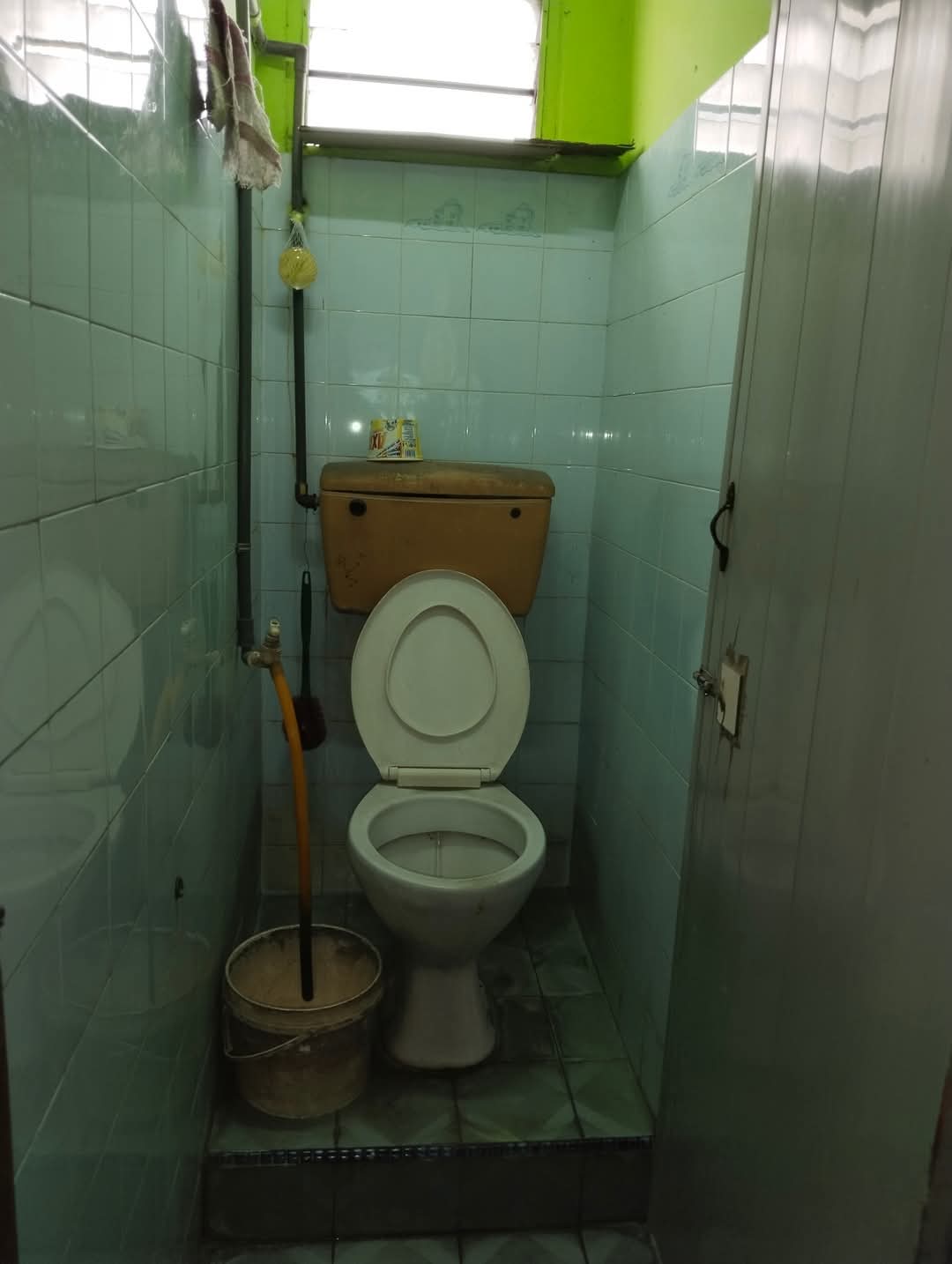 No Image