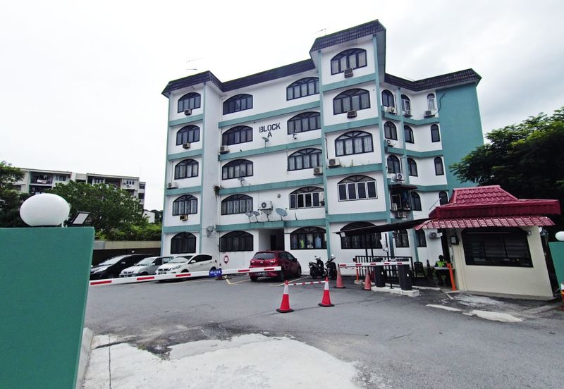 Ampang Tudor Court