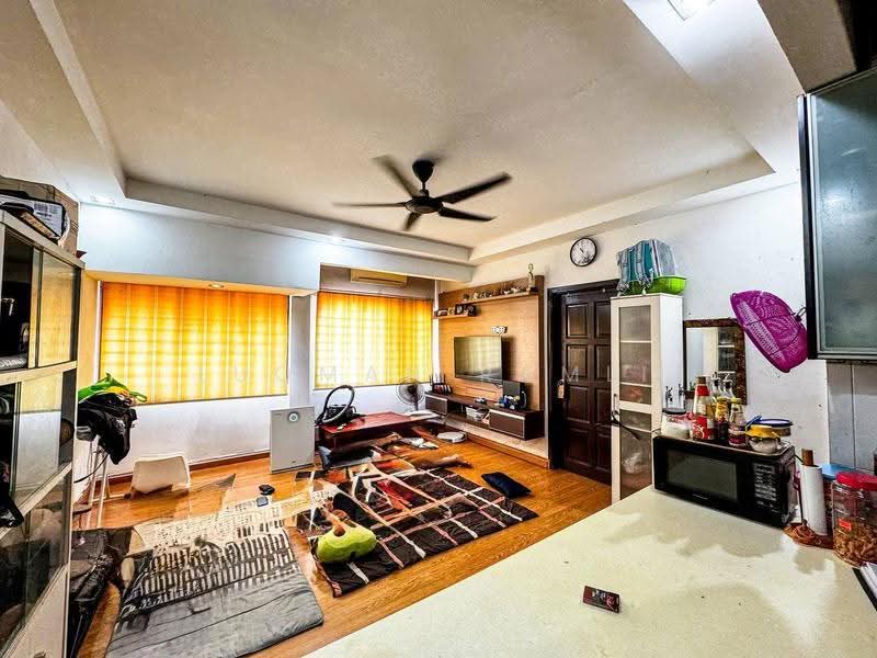 Apartment Bunga Raya