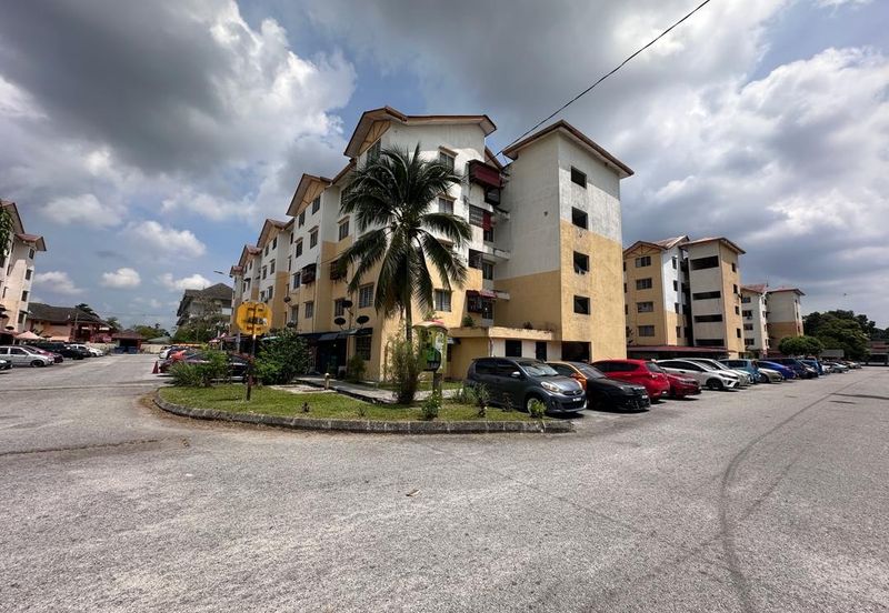 Apartment Cempakapuri 4