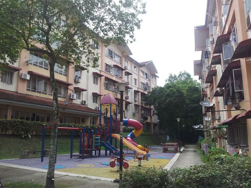 Apartment Indah