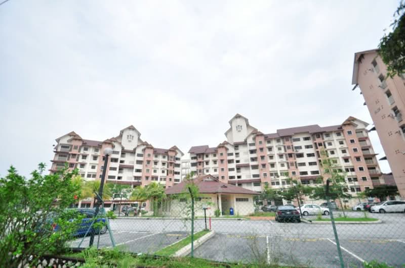 Apartment Komuter Raya
