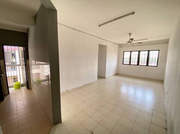 Apartment Komuter Raya
