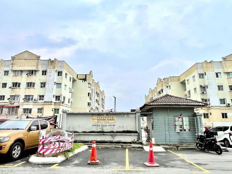 Apartment Mutiara Subang