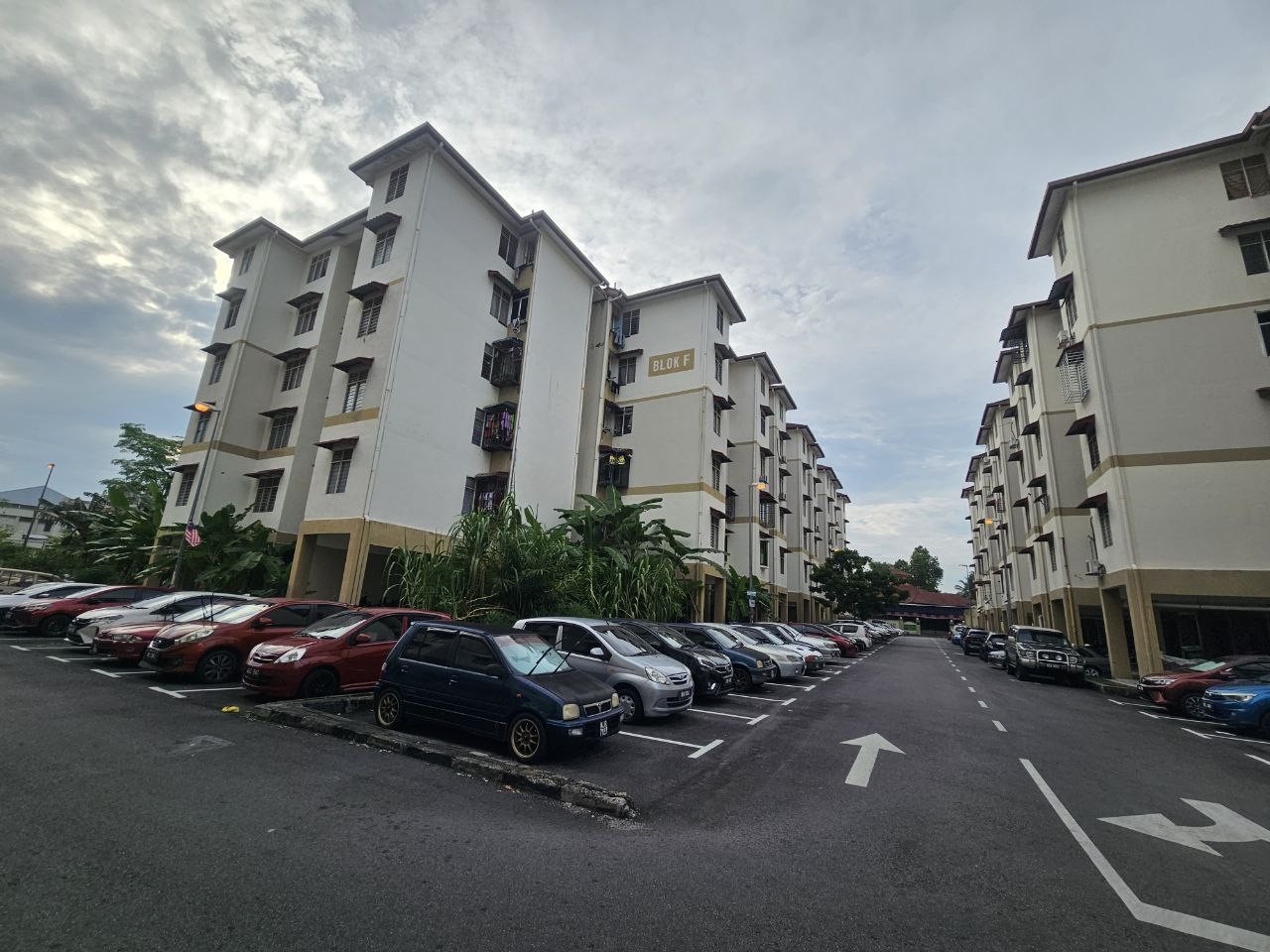 Apartment Seri Cempaka