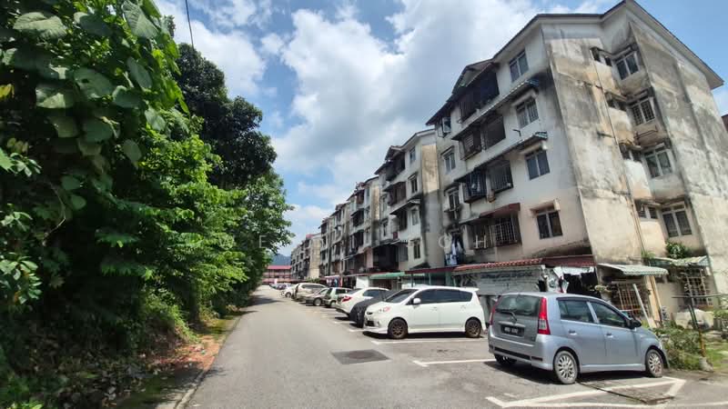 Apartment Taman Setia Rawang