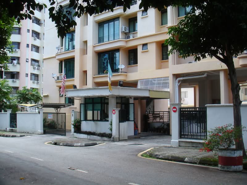 Berjaya Court