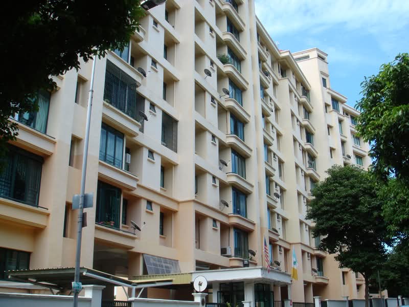 Berjaya Court