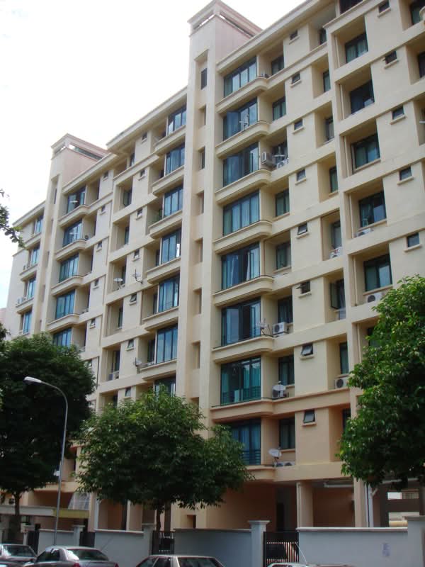 Berjaya Court