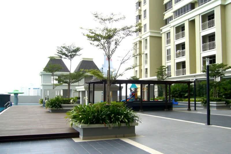 Birch The Plaza