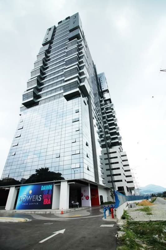 3 Towers