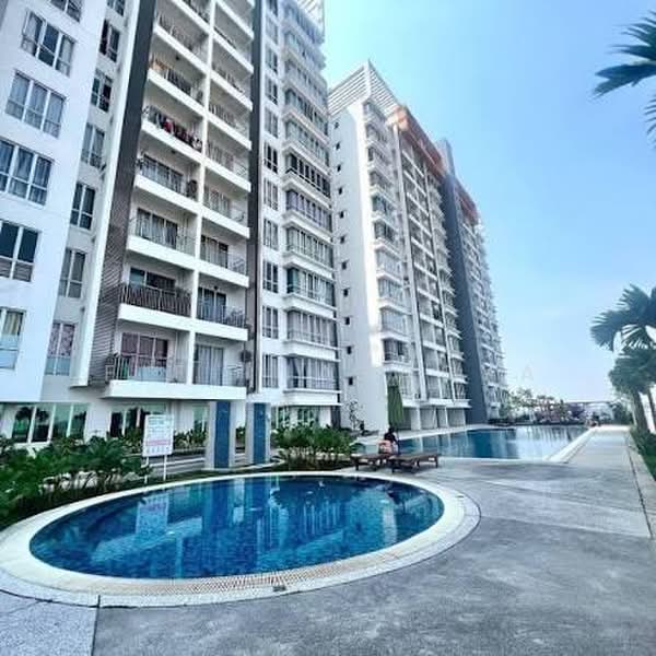 7 Tree Seven Residence
