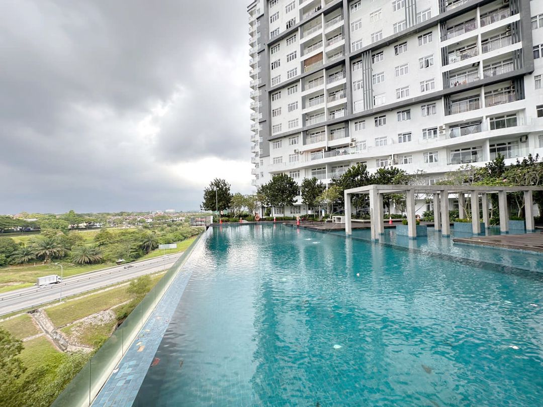 Centra Residences