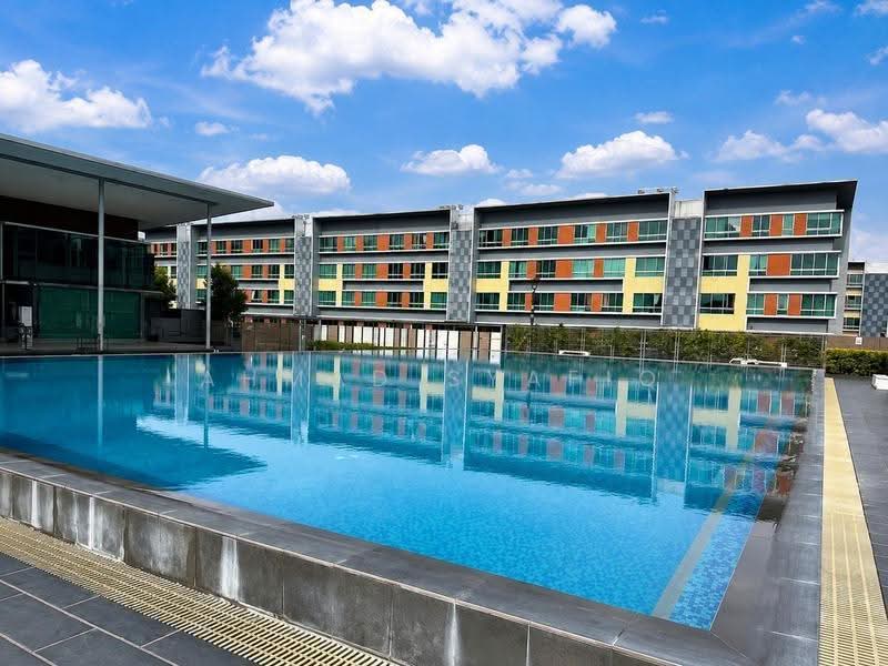 Cyber City Apartment 2
