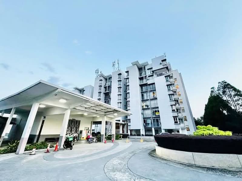 Cyberia Crescent 2