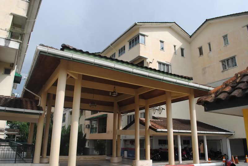 D'Puncak Suasana