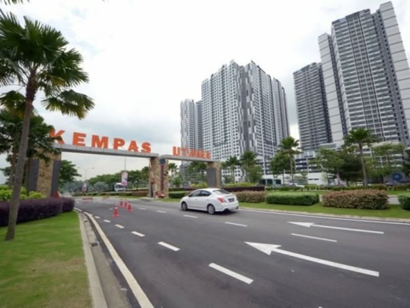D'Summit Residences