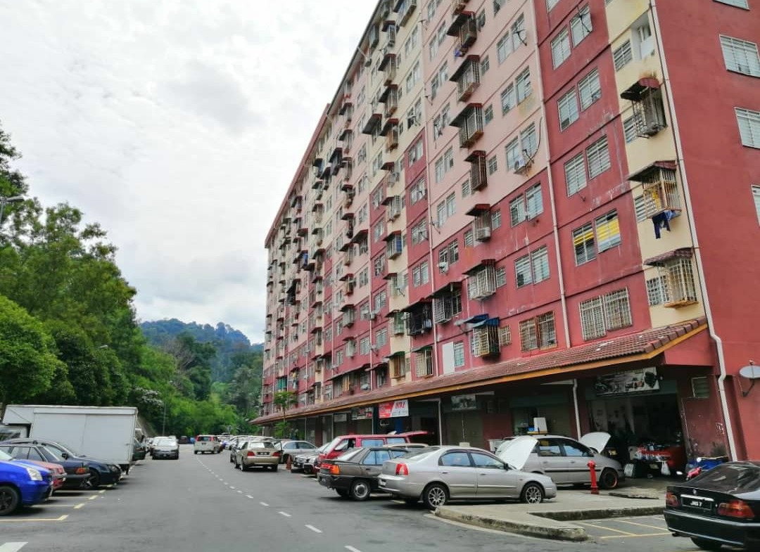 Desa Lembah Permai